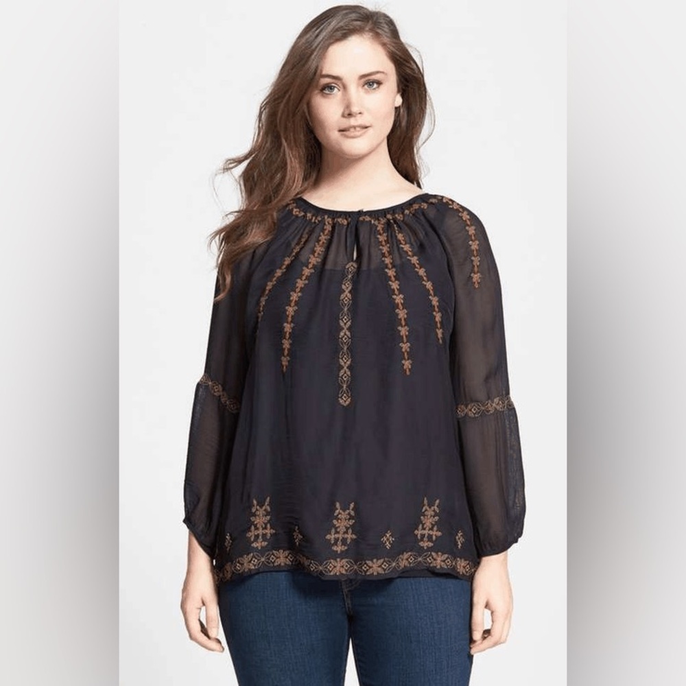 Lucky Brand Size Small Embroidered Black and Brown Women's Top